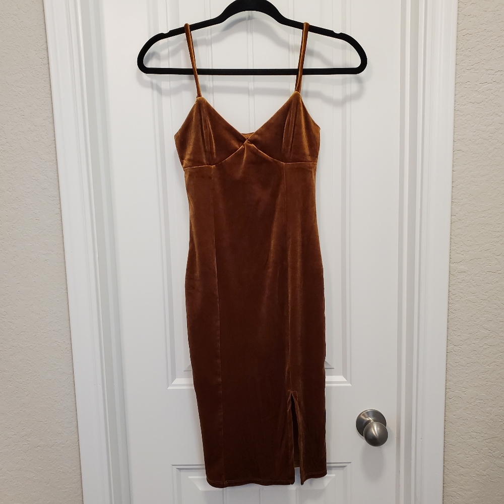 Forever 21 Brown Velvet Body-Con Dress - S